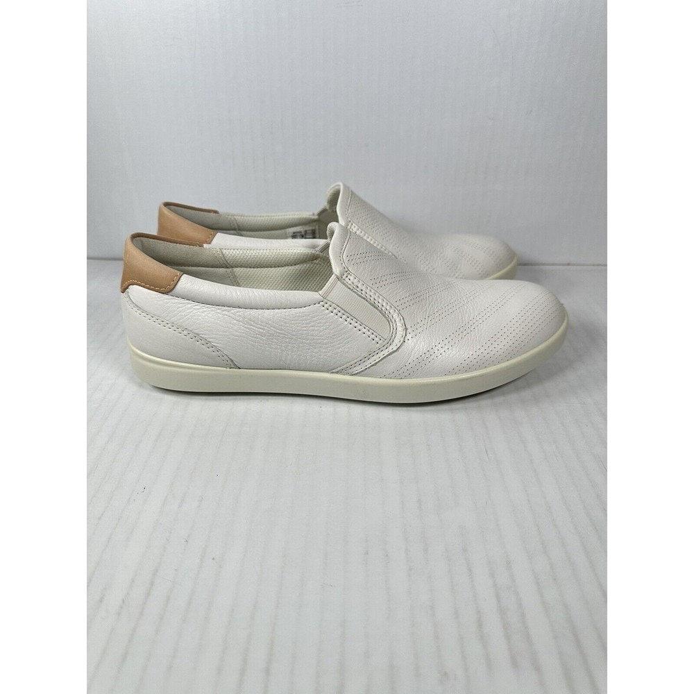 ECCO Leisure Womens Size 8 Shoes White Perforated Leather Casual Comfort Slip On